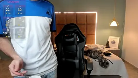 AlejooTwink — Stripchat stream photo (Apr 2026)