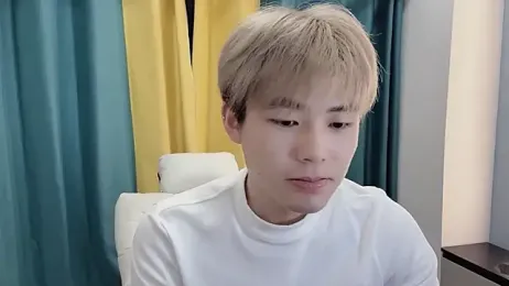 xiaoyang5200 — Stripchat stream photo (Feb 2026)