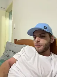 mendonca_4m — modelo de webcam en línea en stripchat