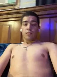 TuPapiChulo2026 — Stripchat stream photo (Apr 2026)