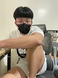 Allen111014 — Stripchat stream photo (Jun 2026)