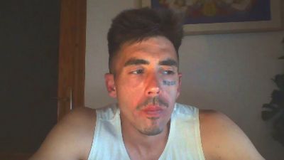Ilian7777777 — Cam4 stream photo (May 2026)