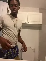 Dambaby25 — Stripchat stream photo (Aug 2026)