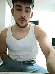 Yasinyasin7 — Stripchat stream photo (Mar 2026)