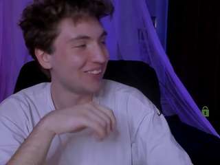 joseph-bear — Camsoda stream photo (Apr 2026)