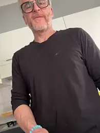 Axl_hot — Stripchat stream photo (Apr 2026)