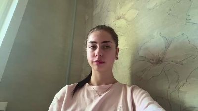 AdrianaPfluger — modelo de webcam en línea en cam4
