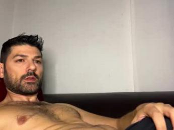 sexfriendch — modelo de webcam en línea en chaturbate