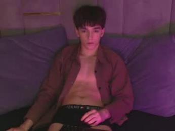 moodcontroller — Chaturbate stream photo (Jun 2026)
