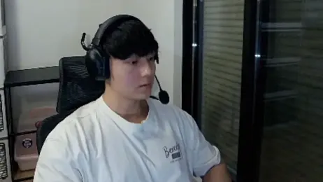 Tkcqcc — Stripchat stream photo (Feb 2026)