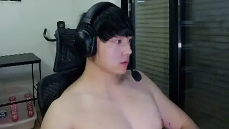 Tkcqcc — Stripchat stream photo (Mar 2026)