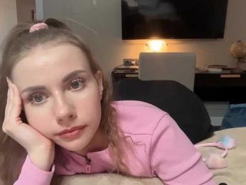 VikkiExtraCheese — modelo de webcam en línea en bongacams