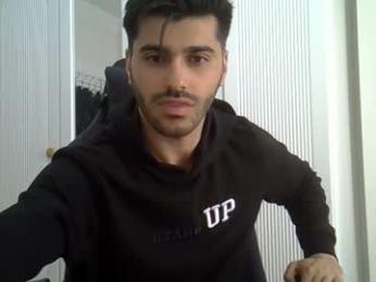 fortiori8 — modelo de webcam en línea en chaturbate