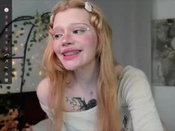 little_anitta — modelo de webcam en línea en chaturbate