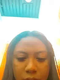 Girll_Amber — Stripchat stream photo (May 2025)