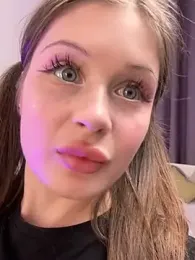 Baby-Kitty — Stripchat stream photo (Jan 2025)