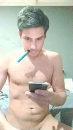 Luzzl — Cam4 stream photo (Mar 2026)