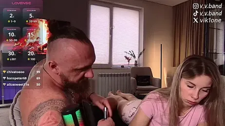 niki7377 — modelo de webcam en línea en stripchat