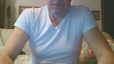 gyordy1 — Cam4 stream photo (Apr 2026)