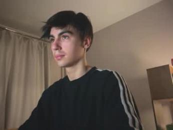 stralght_twinks — Chaturbate stream photo (Feb 2026)