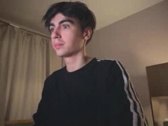stralght_twinks — Chaturbate stream photo (Feb 2026)