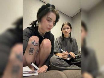 AnmiXHot — modelo de webcam en línea en bongacams