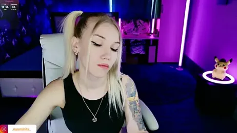 NaomiHita — modelo de webcam en línea en stripchat