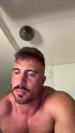 Bigwhitebull — Cam4 stream photo (Dec 2025)