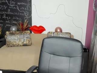 emmigreen — modelo de webcam en línea en camsoda