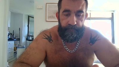 bigbonerbear — modelo de webcam en línea en cam4