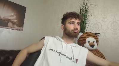 KyloEast — modelo de webcam en línea en cam4