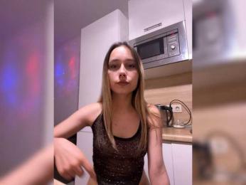 LunaKoma — modelo de webcam en línea en bongacams