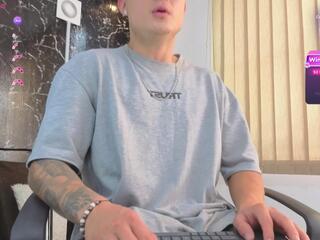 Allanx Ferrer — Flirt4free stream photo (Apr 2026)