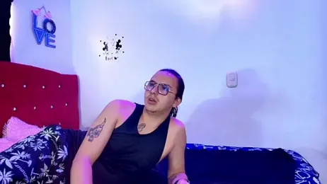 Husbands_Horny — Stripchat stream photo (Apr 2026)