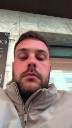 Neuto99 — modelo de webcam en línea en cam4