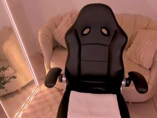 madelinefox — Camsoda stream photo (Aug 2026)