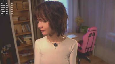 LavonaTrott — Cam4 stream photo (Aug 2026)