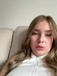 MaribelRiver — Stripchat stream photo (Feb 2026)