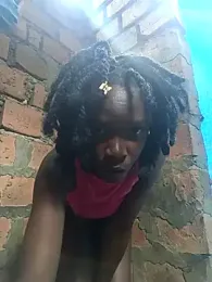 Pretty_Barbie0 — modelo de webcam en línea en stripchat