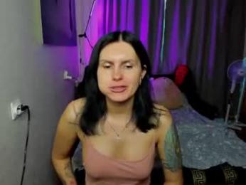 monica_elder — modelo de webcam en línea en chaturbate
