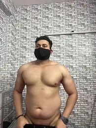 John_desihunk — Stripchat stream photo (Feb 2026)