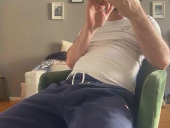 krummer_schwanz — Cam4 stream photo (Apr 2026)