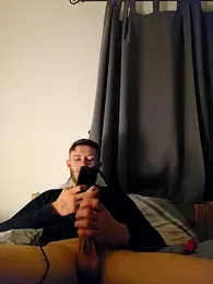 Andreas2335 — Stripchat stream photo (Jan 2026)