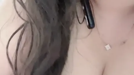 naibao-111 — modelo de webcam en línea en stripchat
