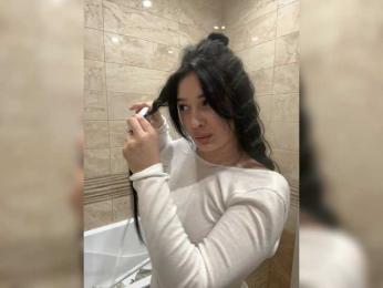 Caroline2000 — Bongacams stream photo (Mar 2026)