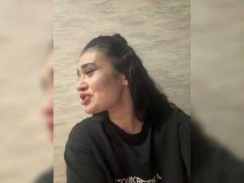 Caroline2000 — Bongacams stream photo (Mar 2026)