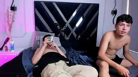 hoot_booys_ — Stripchat stream photo (Mar 2026)