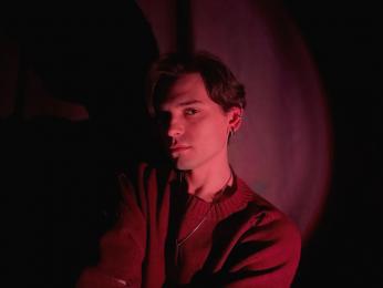 EvanDionys — modelo de webcam en línea en livejasmin