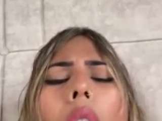 jennermd — modelo de webcam en línea en camsoda