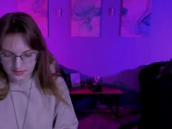 mona_cloud — Chaturbate stream photo (Apr 2026)